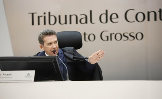 TCE-MT dá 15 dias para Governo do Estado explicar situação dos consignados e anuncia auditoria