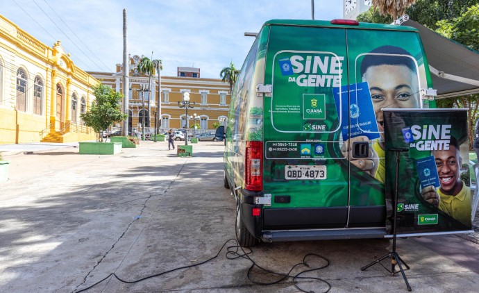 Van Sine da Gente atende público em três locais essa semana
