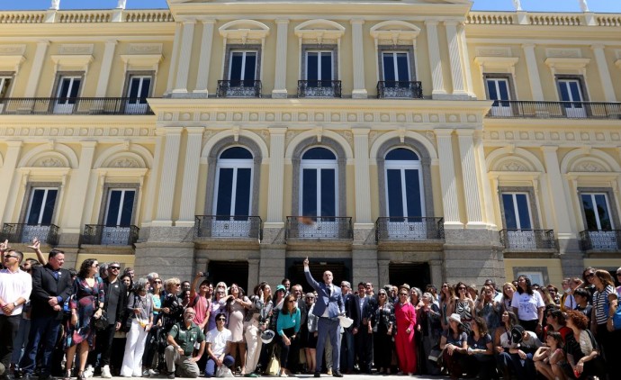 Quatro anos após incêndio, Museu Nacional apresenta fachada restaurada