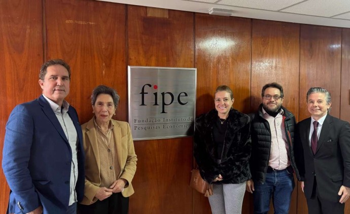 Flávia e Tião se reúnem com a Fipe e dão início prático ao estudo de viabilidade