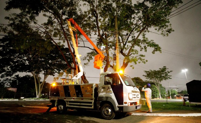 Limpurb atende mais de mil pontos de iluminação em cinco dias de operação