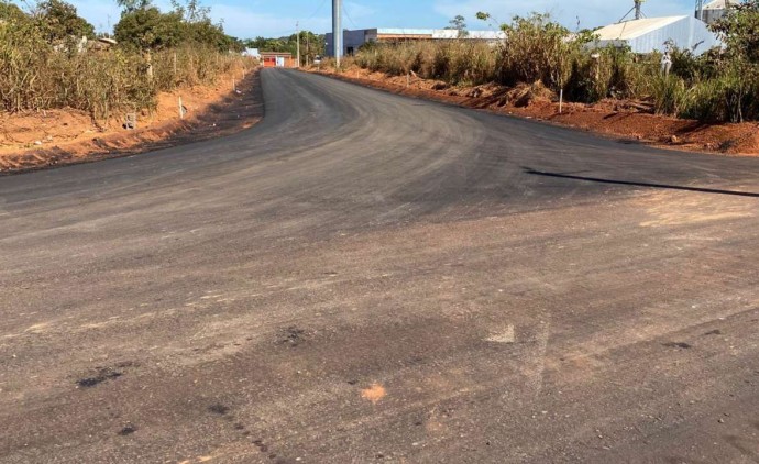 Prefeitura finaliza pavimentação entre 24 de Dezembro e rodovia dos Imigrantes