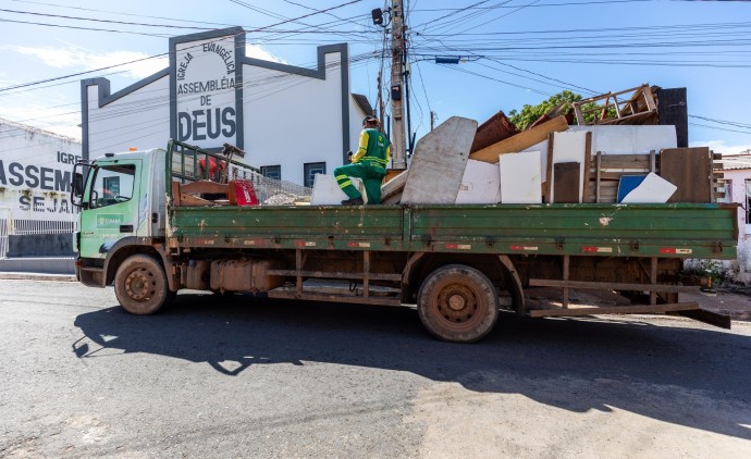 Operação Cata-treco atende Lixeira, Jardim Brasil, Praerinho e outros 15 bairros