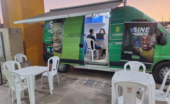 Sine Cuiabá 95 vagas para garçom e outras 243 oportunidades para pessoas sem experiência