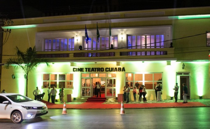 Cine Teatro recebe o documentário “The Ball”, exibido pela primeira vez no Brasil