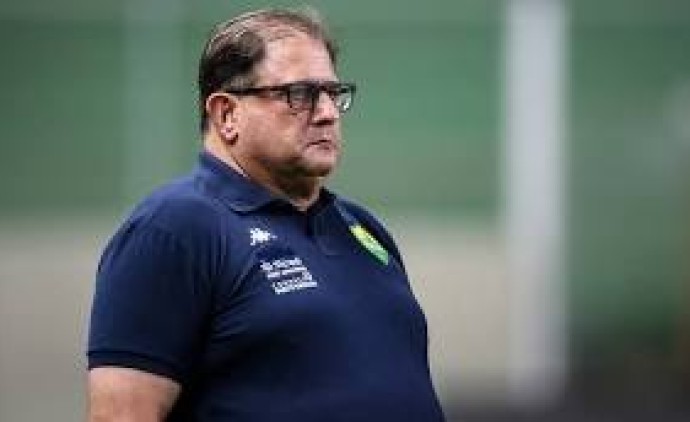 Guto Ferreira deixa o comando técnico do Cuiabá