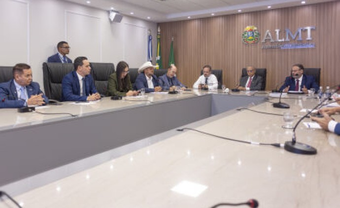 Secretário de Saúde diz na ALMT que serviços da Santa de Casa de Cuiabá não serão interrompidos