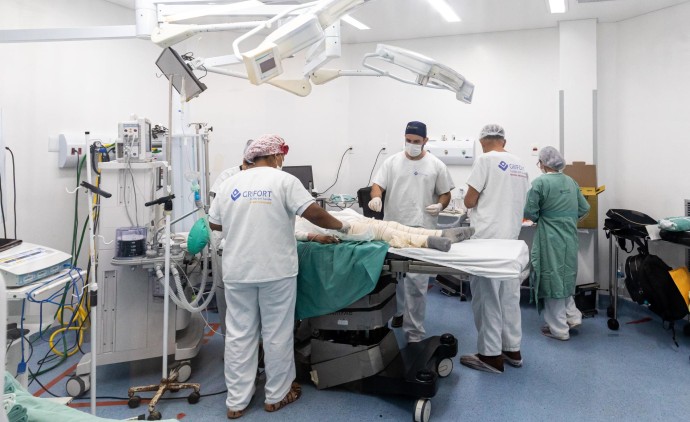 HMC faz primeira cirurgia de alta expansão de pele em paciente com queimadura