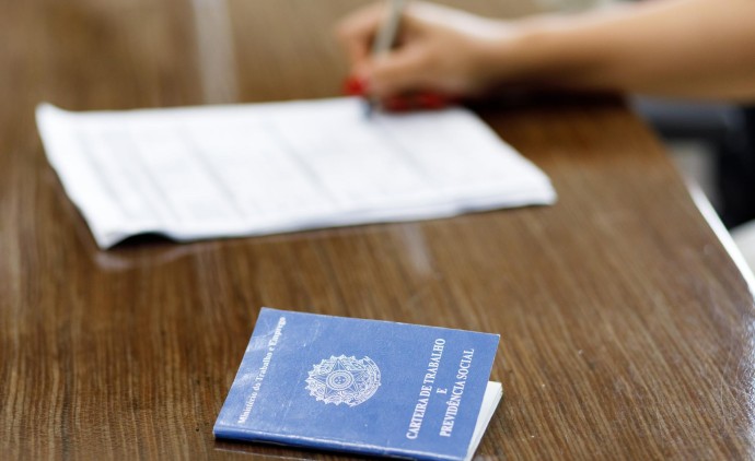 Sine Cuiabá 65 vagas para motorista de caminhão e outras 880 oportunidades