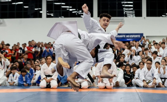 Governo de Mato Grosso entrega novo Palácio das Artes Marciais totalmente reformado e modernizado