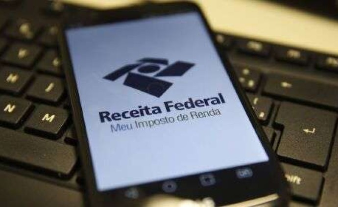 Câmara aprova por unanimidade isenção do IR até R$ 5 mil e taxação de super-ricos