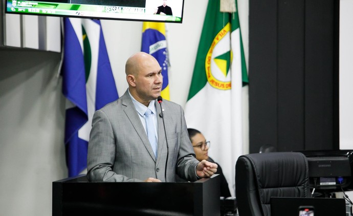 Prefeito buscará financiamento dos Emirados Árabes para 6 novos viadutos em Cuiabá