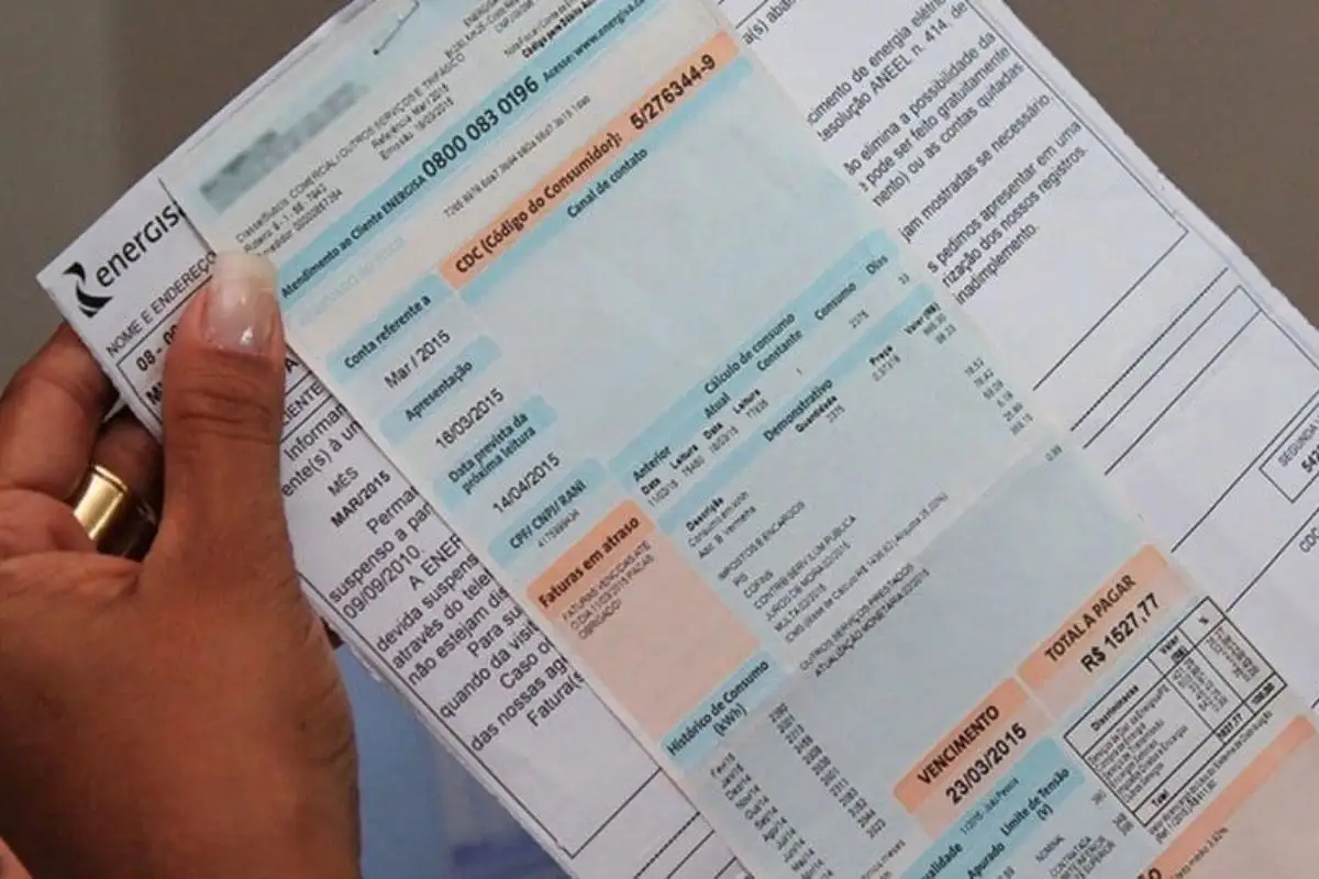 Bandeira vermelha conta de luz fica mais cara em junho