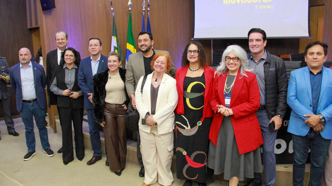 Flávia Moretti defende transformação digital na abertura do Cidades Inovadoras