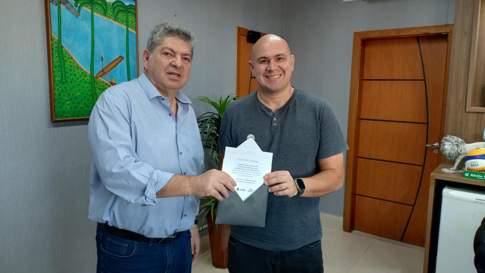 Prefeito recebe conselheiro Guilherme Maluf para tratar do balanço contas