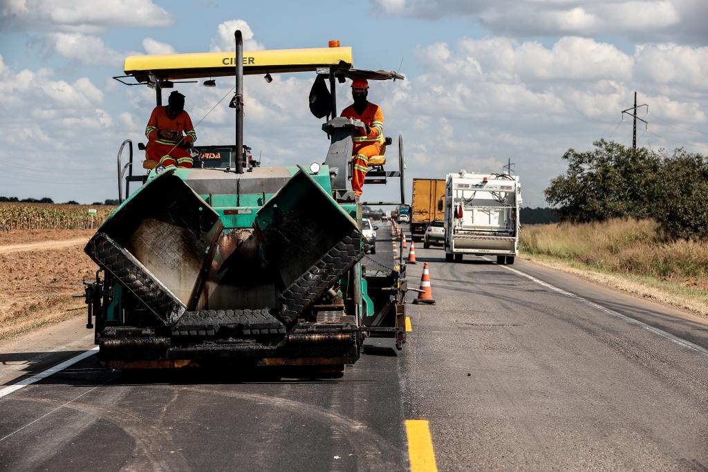 Governo de MT e Nova Rota assinam ordem de serviço para duplicação da BR-163 entre VG e Jangada