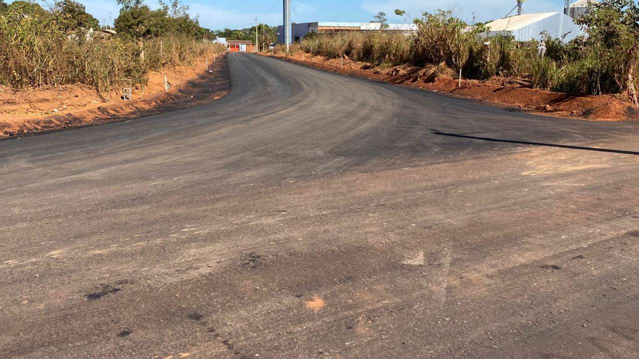 Prefeitura finaliza pavimentação entre 24 de Dezembro e rodovia dos Imigrantes