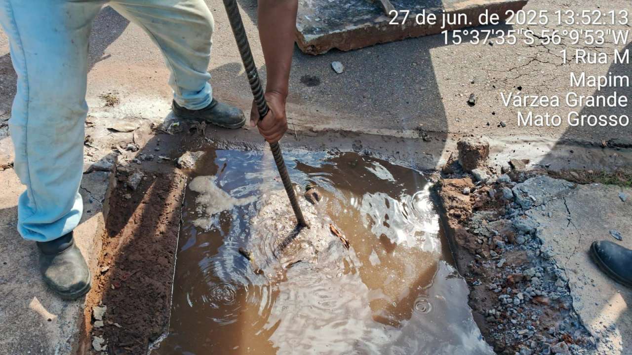 Obras intensifica limpeza de bocas de lobo para prevenir alagamentos no próximo período chuvoso