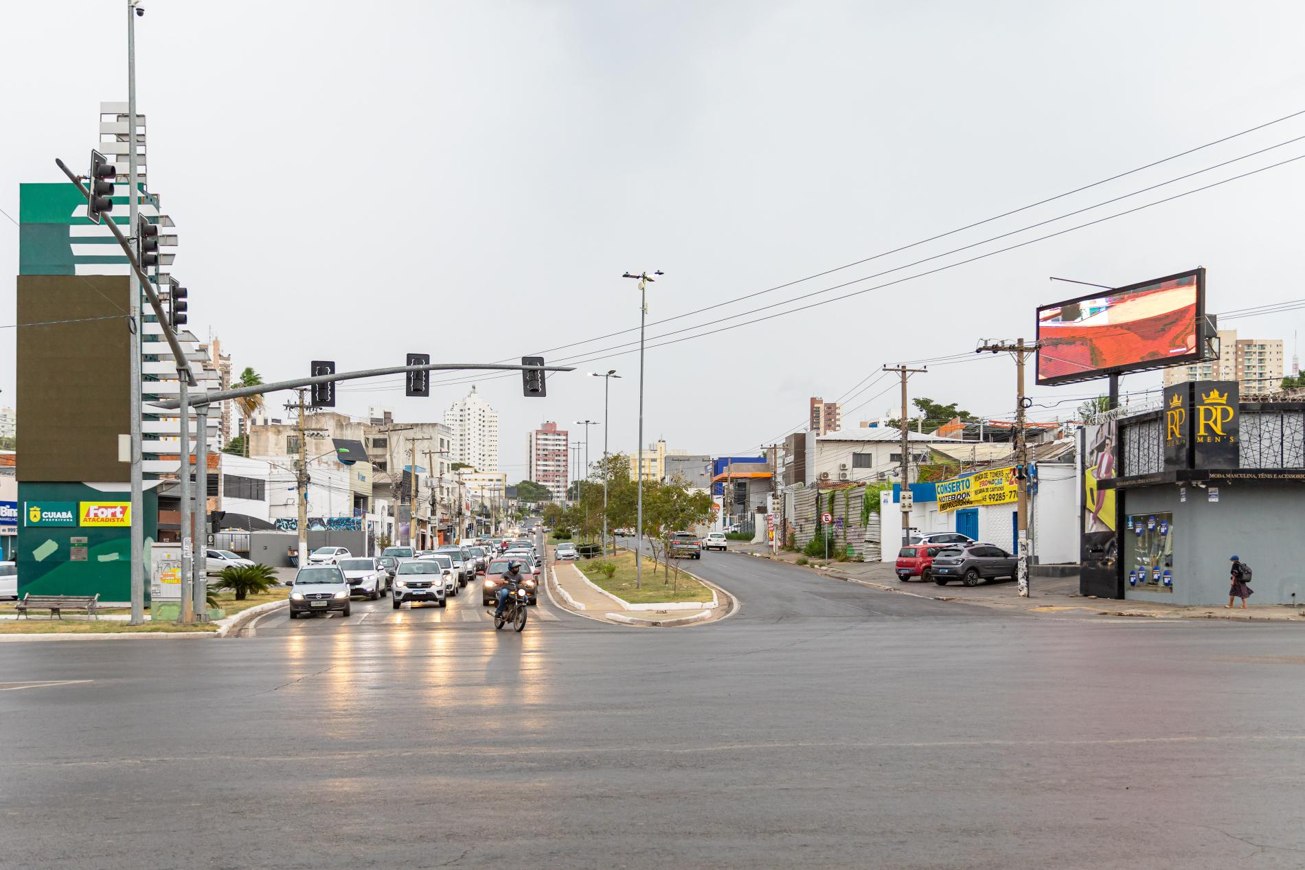 Semob adia interdição na Av. Mato Grosso após diálogo com comerciantes