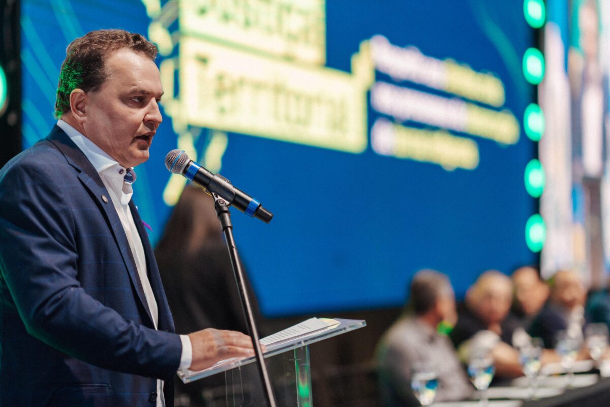 Max Russi defende segurança jurídica e diálogo em seminário sobre demarcação de terras indígenas