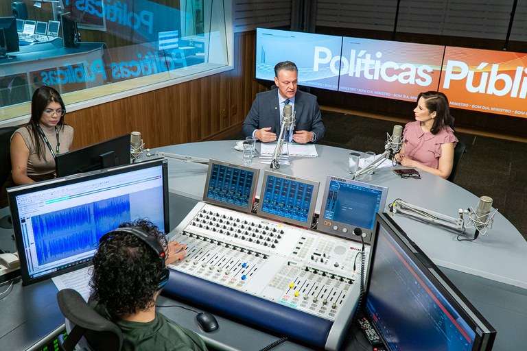 Fávaro celebra “recorde absoluto” de novos mercados para o Brasil 437