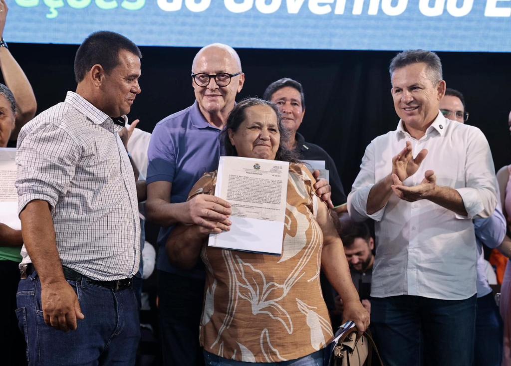 “Agora somos donos da terra”, diz morador contemplado com o título definitivo após espera de mais de 40 anos